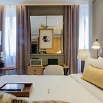 Browns Avenue Hotel